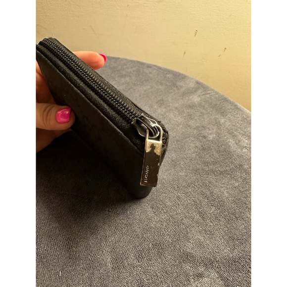 Gucci Black Nylon Monogram Compact Zip - Picture 4 of 13